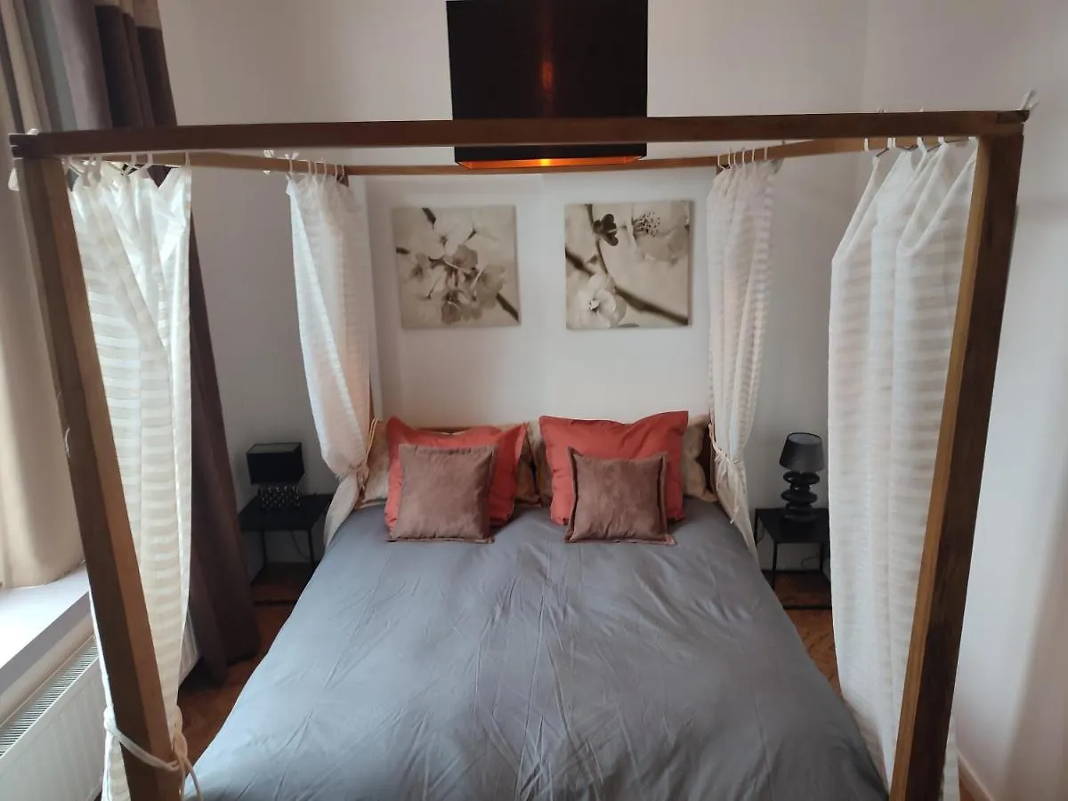 The Manhattan Luxury Suite Jumet Belgium
