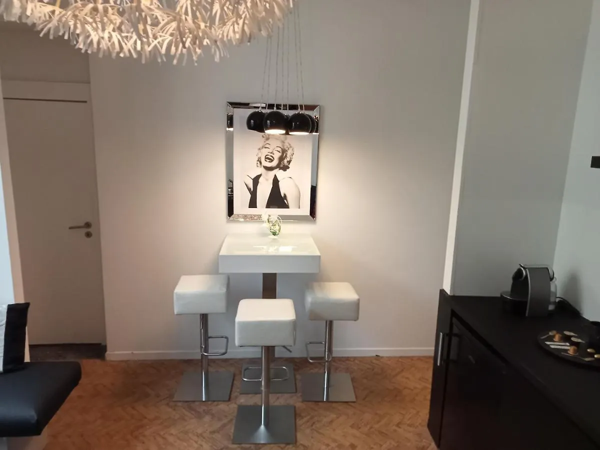The Manhattan Luxury Suite Jumet